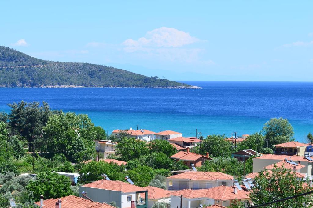 Onites Elegant Suites Skala Potamia  Room photo